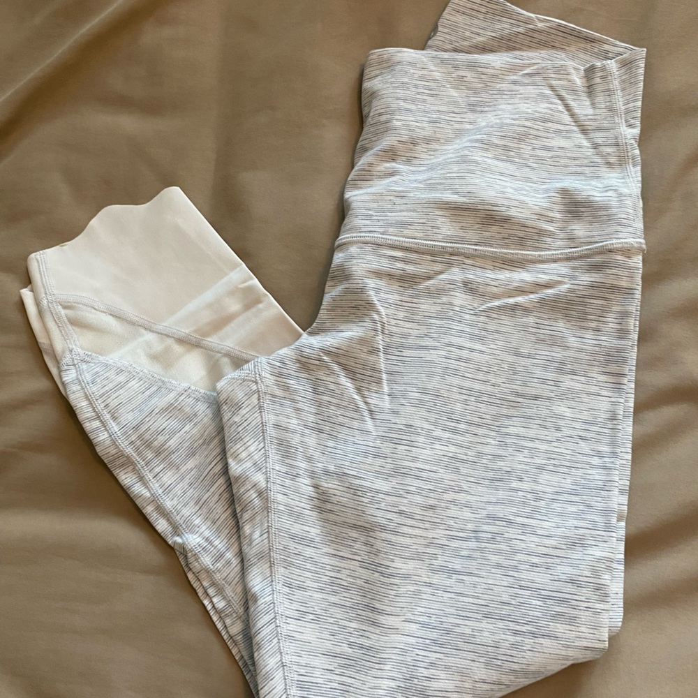 Lululemon cropped align